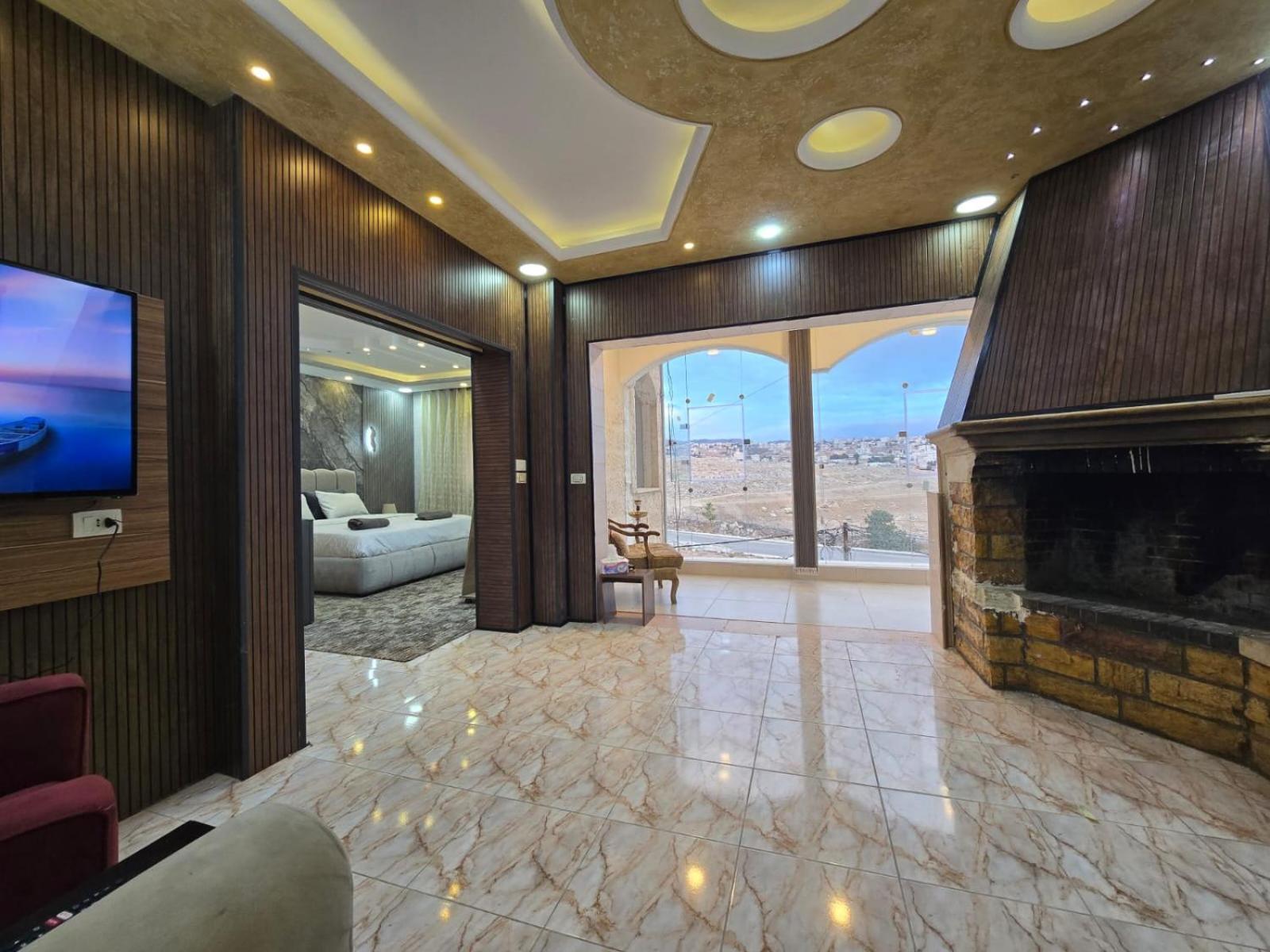 Hadrian'S Arch Hotel Jarash Exterior photo